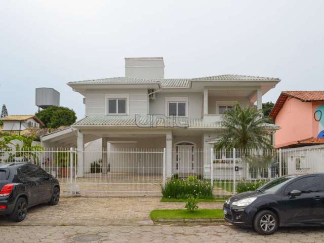 Casa com 4 quartos à venda na Avenida Ângelo Crema, 444, Córrego Grande, Florianópolis, 272 m2 por R$ 2.700.000