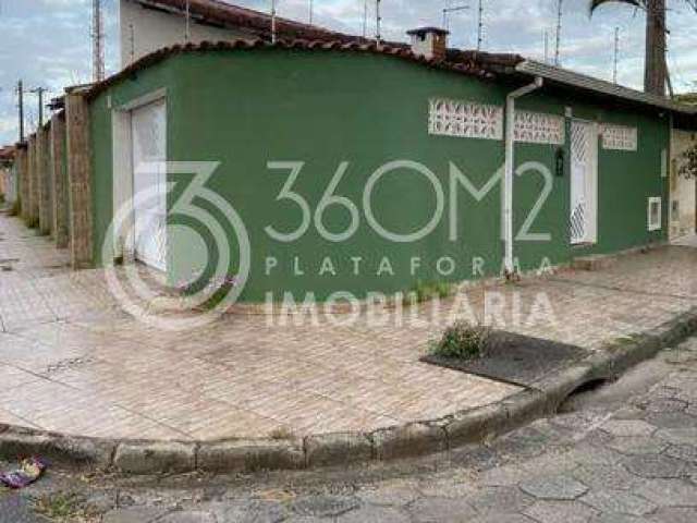 Casa para Venda em Itanhaém, Jardim Savoy Lado Praia, 3 dormitórios, 2 suítes, 3 banheiros, 2 vagas