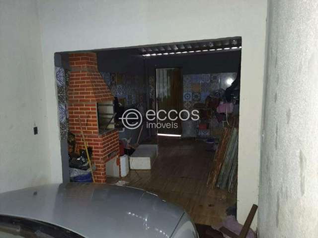 Casa à venda, 3 quartos, 2 suítes, 1 vaga, Panorama - Uberlândia/MG