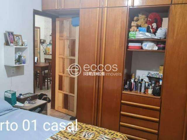 Casa à venda, 3 quartos, 2 vagas, Jardim Patrícia - Uberlândia/MG