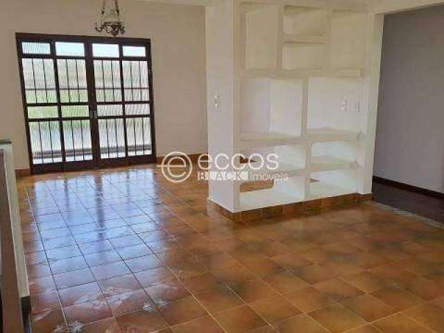 Apartamento à venda, 3 quartos, 1 suíte, Nossa Senhora Aparecida - Uberlândia/MG