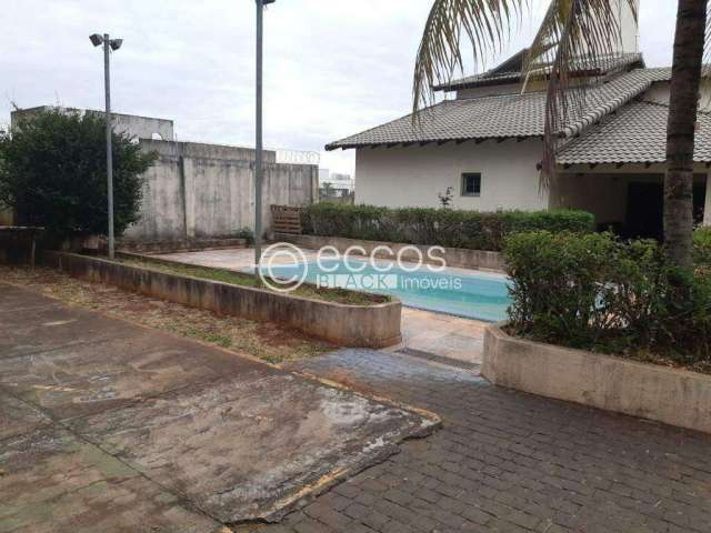 Casa à venda, 4 quartos, 4 suítes, 6 vagas, Cidade Jardim - Uberlândia/MG