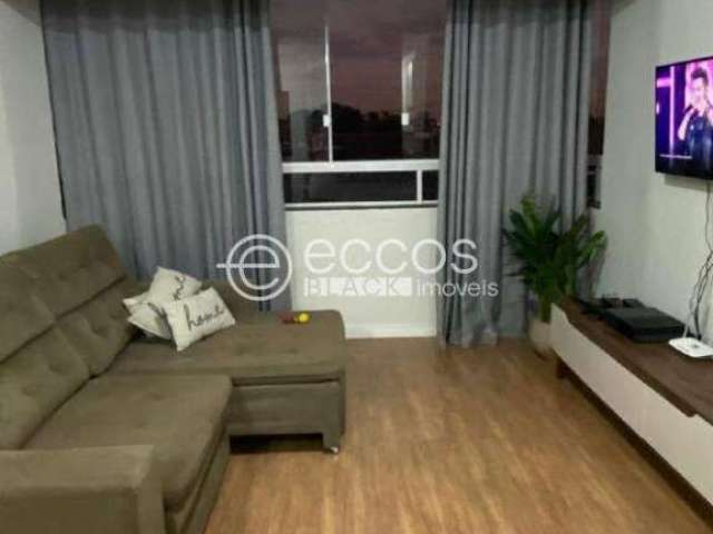 Apartamento à venda, 2 quartos, 1 suíte, 2 vagas, Jardim Patrícia - Uberlândia/MG