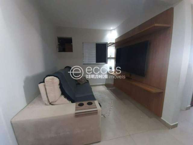 Apartamento à venda, 2 quartos, 1 suíte, 1 vaga, Granada - Uberlândia/MG