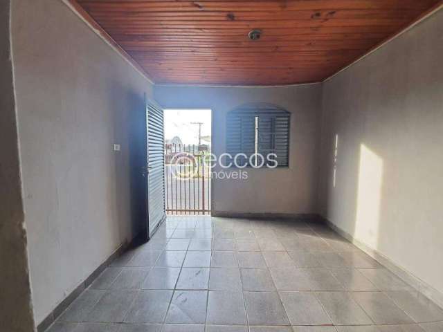 Casa à venda, 2 quartos, 1 vaga, Pacaembu - Uberlândia/MG