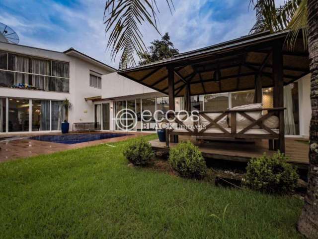 Casa à venda, 3 quartos, 3 suítes, 2 vagas, Morada da Colina - Uberlândia/MG