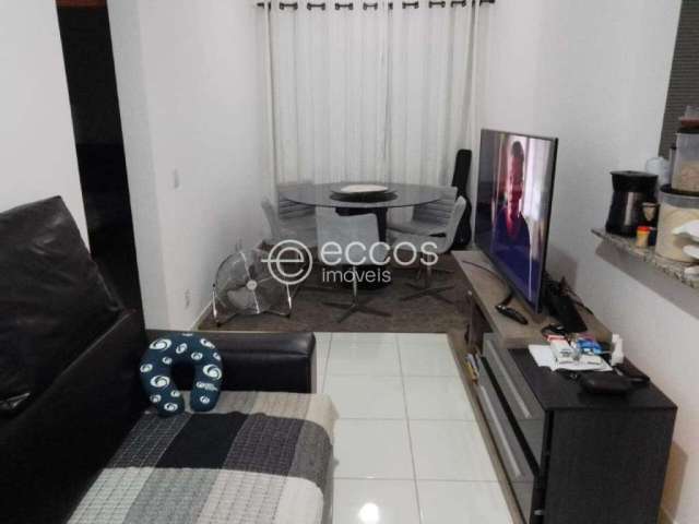 Apartamento à venda, 2 quartos, 1 vaga, Jardim Patrícia - Uberlândia/MG