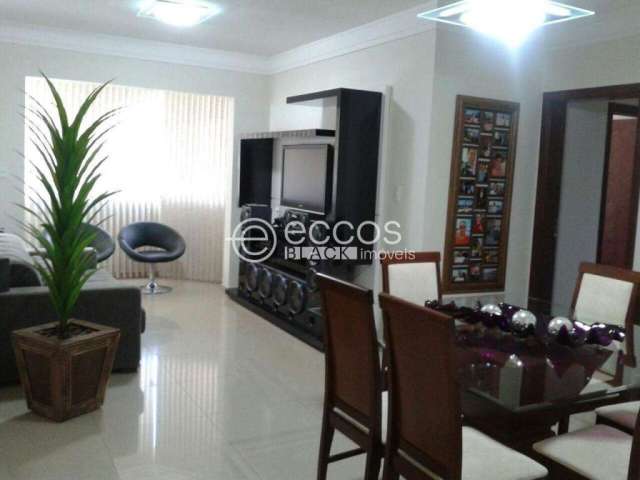 Apartamento à venda, 3 quartos, 1 suíte, 2 vagas, Jardim Finotti - Uberlândia/MG