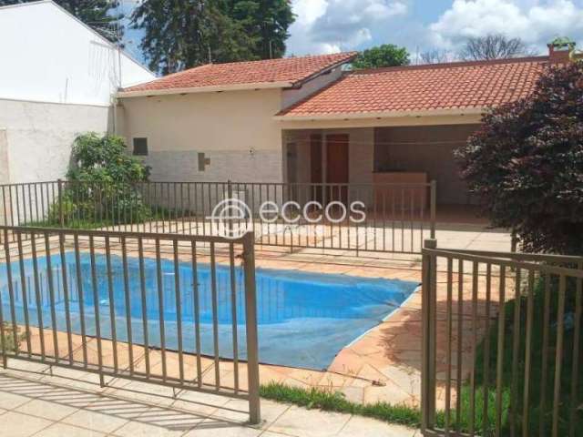 Casa à venda, 4 quartos, 2 suítes, 2 vagas, Santiago - ARAGUARI/MG