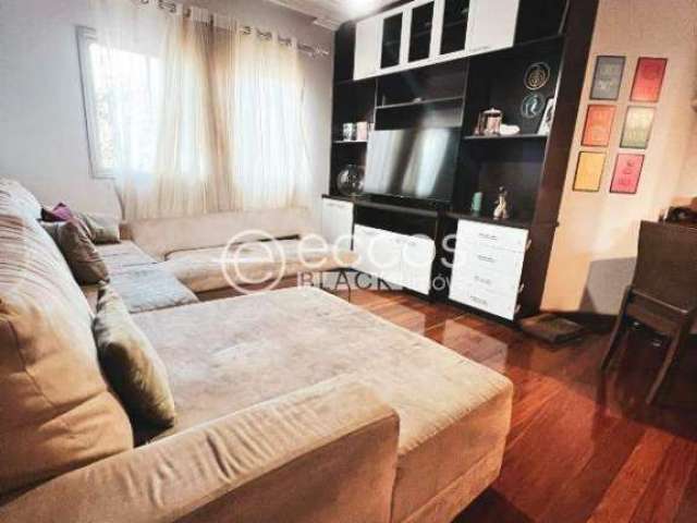 Apartamento à venda, 3 quartos, 1 suíte, 2 vagas, Brasil - Uberlândia/MG