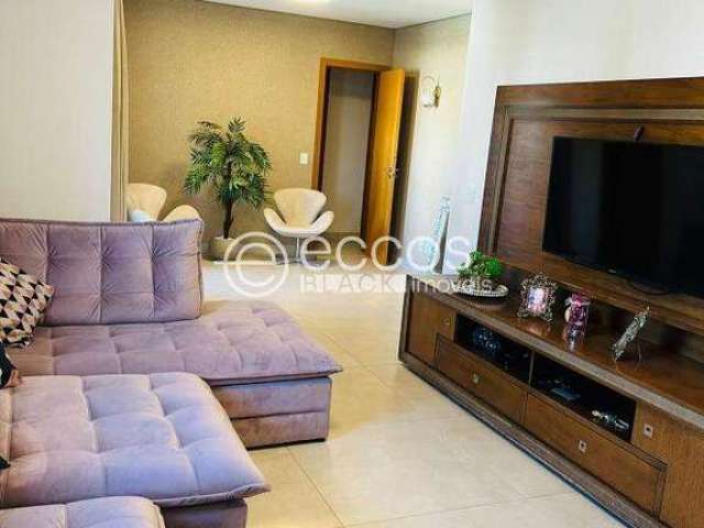 Apartamento à venda, 3 quartos, 1 suíte, 2 vagas, Saraiva - Uberlândia/MG