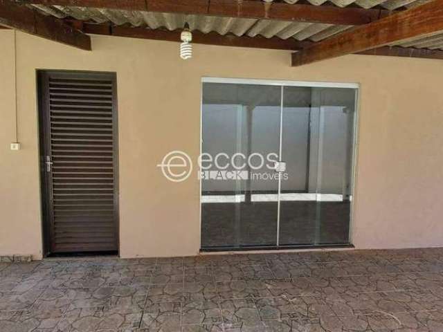 Casa à venda, 3 quartos, 1 suíte, 7 vagas, Buritis - Uberlândia/MG