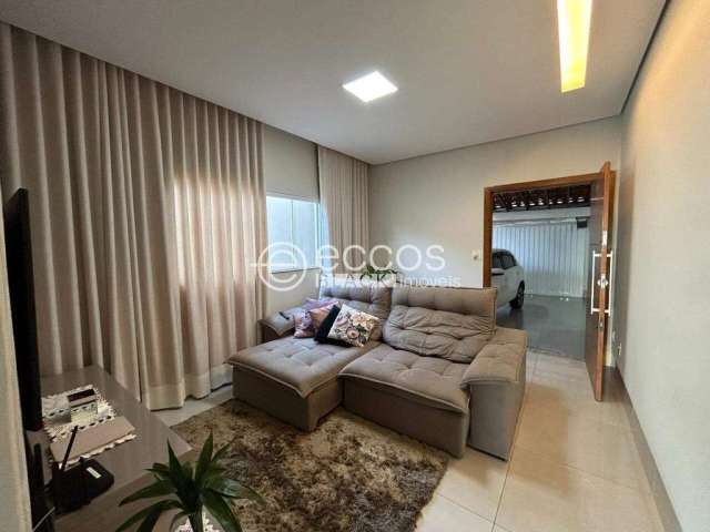 Casa à venda, 3 quartos, 1 suíte, 3 vagas, Granada - Uberlândia/MG