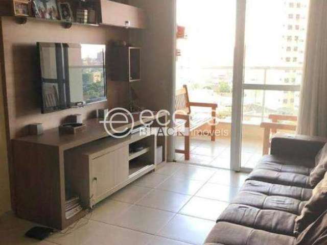 Apartamento à venda, 3 quartos, 1 suíte, 2 vagas, Santa Mônica - Uberlândia/MG