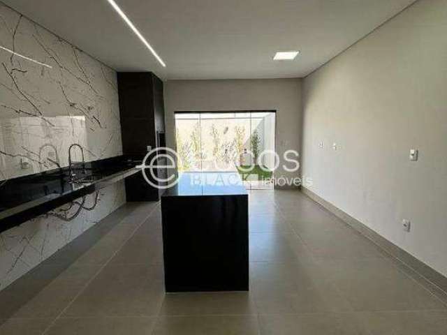 Casa em condomínio à venda, 3 quartos, 3 suítes, 2 vagas, Grand Ville - Uberlândia/MG