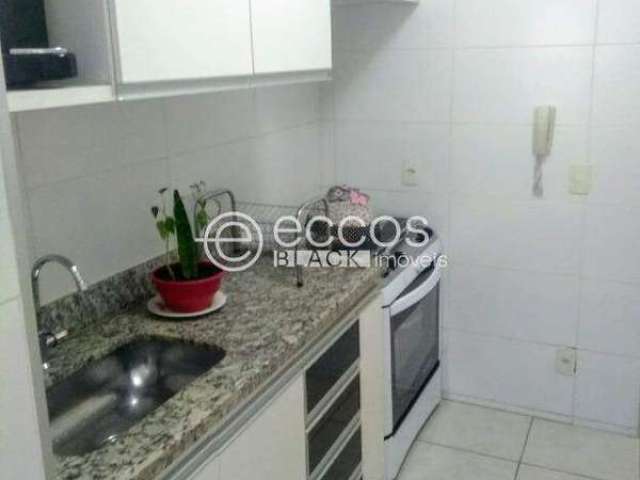 Apartamento à venda, 3 quartos, 1 suíte, 1 vaga, Tubalina - Uberlândia/MG