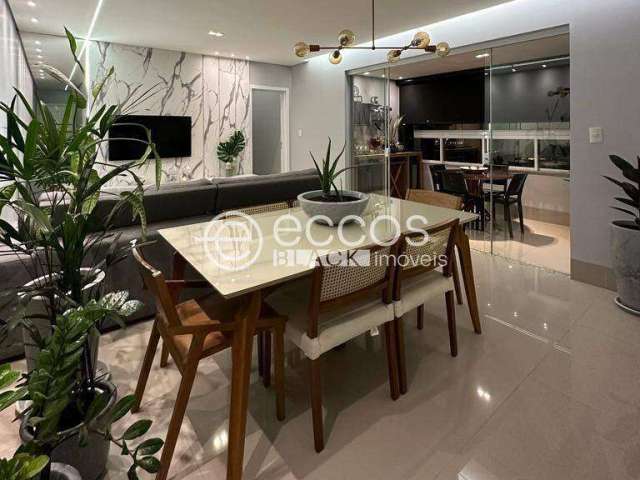 Apartamento à venda, 3 quartos, 1 suíte, 2 vagas, Santa Mônica - Uberlândia/MG