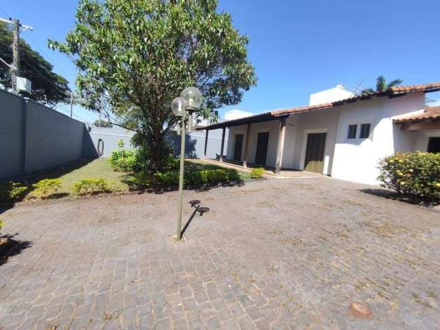 Casa à venda, 4 quartos, 1 suíte, 10 vagas, Cidade Jardim - Uberlândia/MG