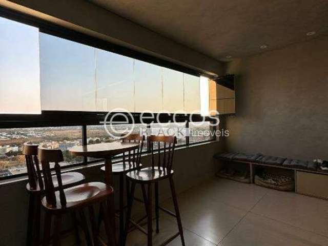 Apartamento à venda, 2 vagas, Santa Mônica - Uberlândia/MG