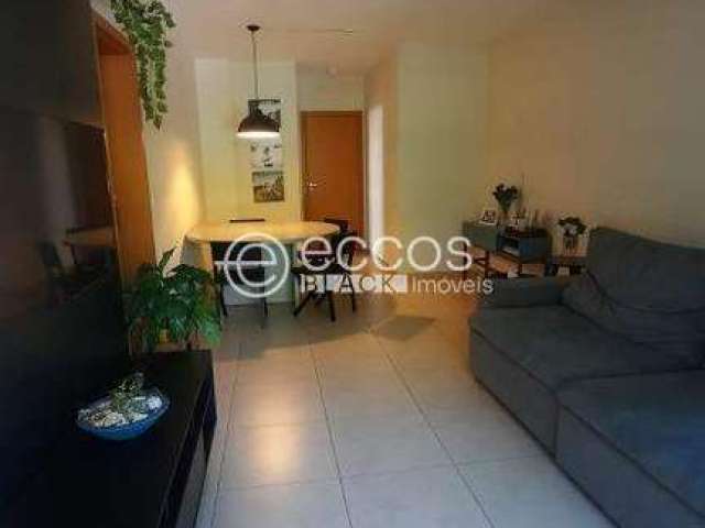 Apartamento à venda, 3 quartos, 1 suíte, 2 vagas, Copacabana - Uberlândia/MG