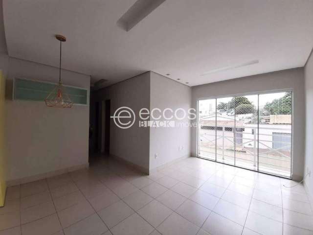 Apartamento para aluguel, 3 quartos, 1 suíte, 2 vagas, Tubalina - Uberlândia/MG