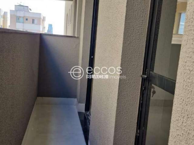 Apartamento à venda, 2 quartos, 1 suíte, 1 vaga, Santa Mônica - Uberlândia/MG