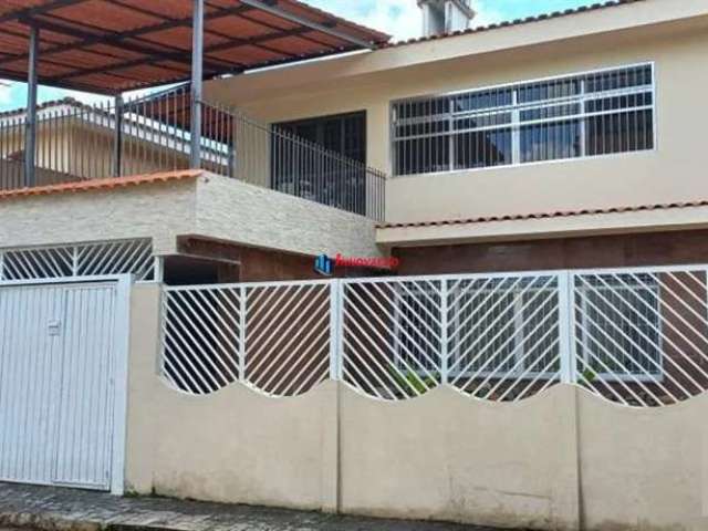 Casa (Sobrado) para Venda, 3 dorm(s), 1 suite(s), 4 vaga(s), 300 m²