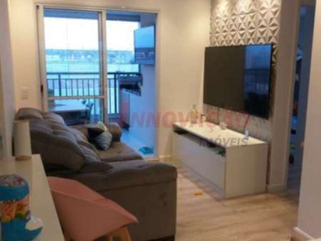 Apartamento na Vila Guilherme com varanda gourmet envidraçada