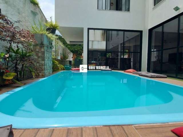 Casa duplex moderna à venda, 4 quartos, 3 suítes, piscina e churrasqueira - taquara