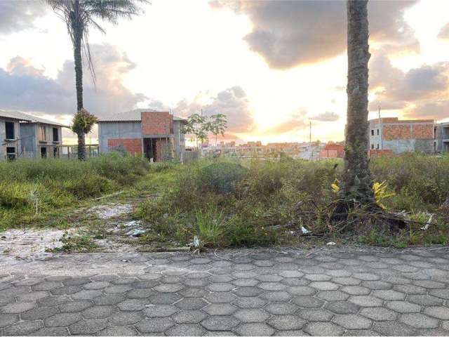 Lote à venda em Barra Grande!