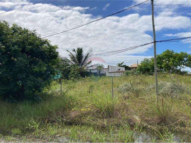 'Aproveite a tranquilidade do litoral baiano! Terreno no Loteamento Praia Bela de Taipus, em Taipu de Fora.'