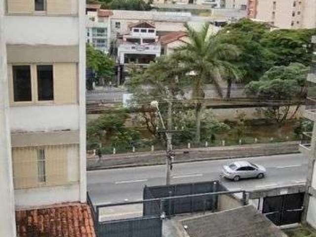 VENDO apartamento centro com varanda