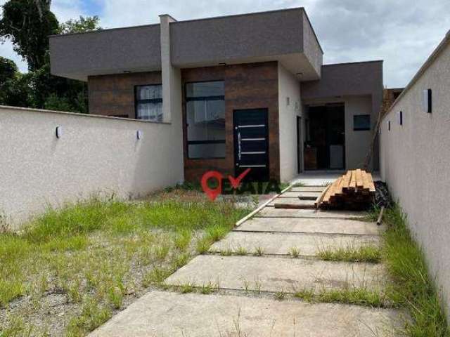 Casa com 3 dormitórios à venda a menos de 750mts do Mar  - Brandalize