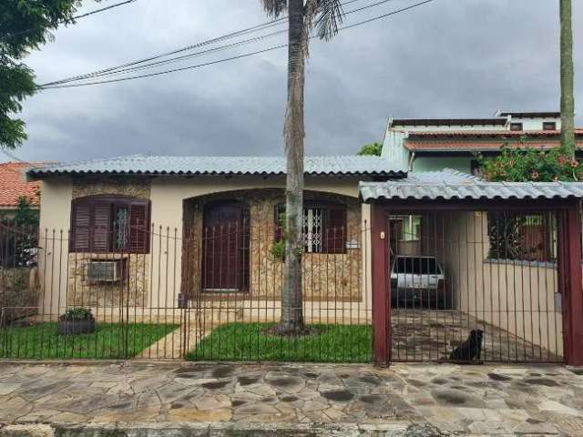 Casa com 3 quartos à venda na José de Medeiros, 101, Vila Cachoeirinha, Cachoeirinha por R$ 585.000