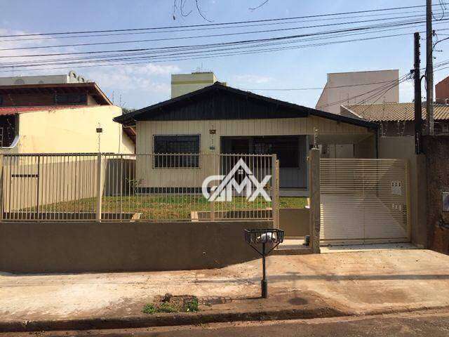 Casa com 6 dormitórios à venda, 156 m² por R$ 580.000,00 - Vila Larsen 1 - Londrina/PR