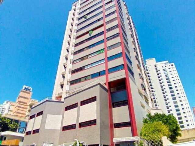 Apartamento mobiliado com 2 dormitórios sendo 1 suíte master e 1 suíte no Centro em Itajaí