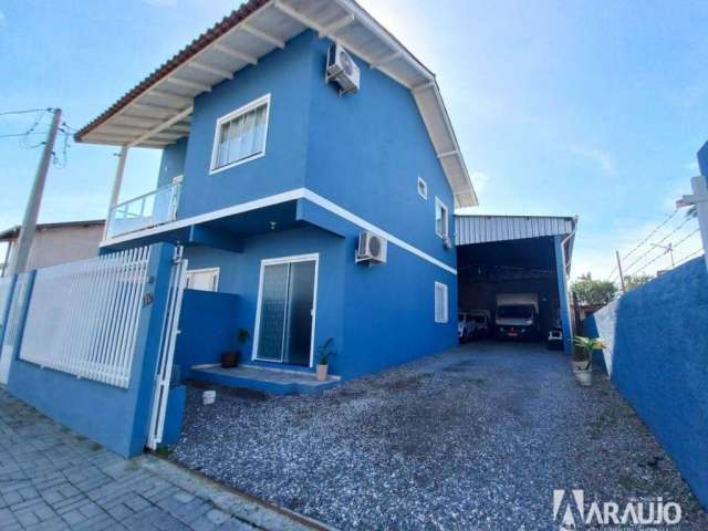 Casa com galpão + sala comercial no bairro São Vicente em Itajaí