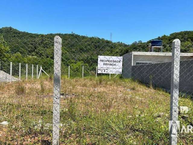 Terreno com 327 m² no bairro Rio Pequeno em Camboriú