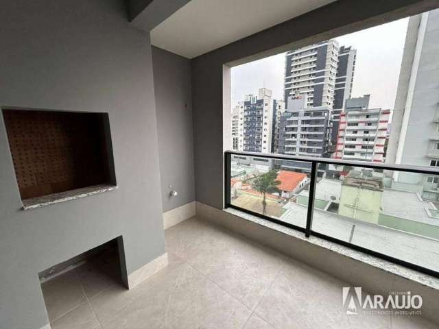 Apartamento novo com 2 suítes no Centro de Itajaí