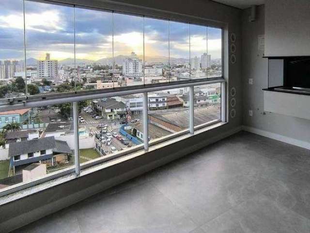 Apartamento com 1 suíte e 1 dormitório no bairro São Judas em Itajaí