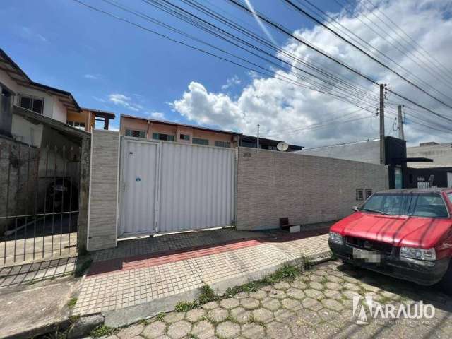 Casa com piscina e 2 suítes + 1 dormitório no bairro São Judas em Itajaí