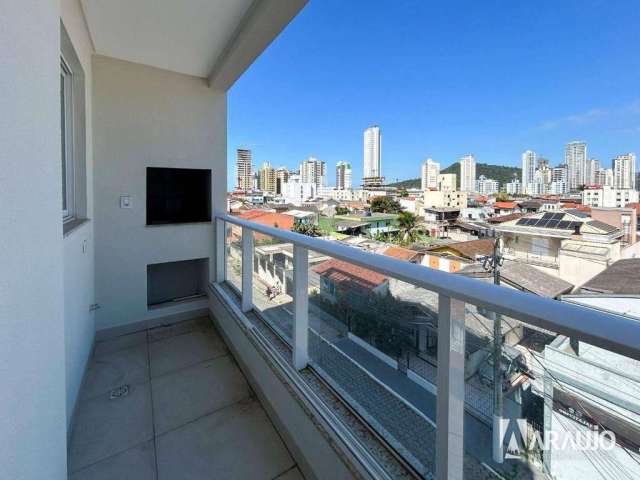 Apartamento com 1 suíte e 2 dormitórios na Fazenda em Itajaí