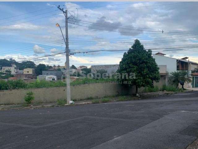 Terreno à venda no Parque São Quirino, Campinas  por R$ 400.000