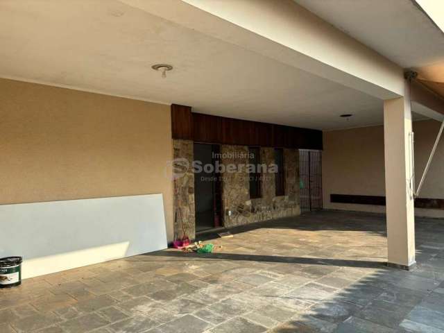 Casa com 4 quartos à venda no Jardim Nova Europa, Campinas , 300 m2 por R$ 800.000