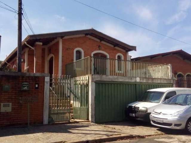 Casa com 3 quartos à venda no Jardim Estoril, Campinas , 222 m2 por R$ 750.000