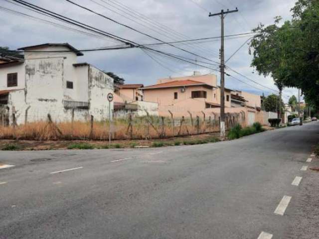 Terreno à venda no Jardim Chapadão, Campinas  por R$ 460.000