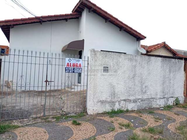 Casa com 3 quartos para alugar no São Bernardo, Campinas , 67 m2 por R$ 1.700