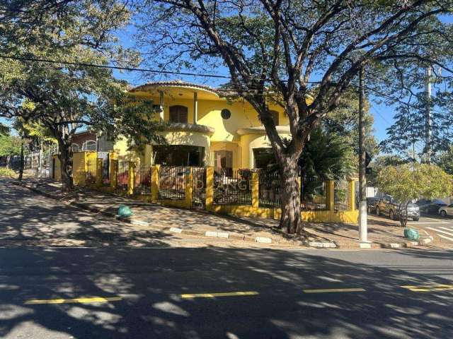 Casa à venda e para locação em Campinas, Jardim Chapadão, com 4 suítes, com 444 m²