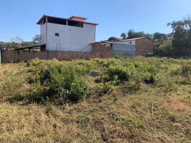 Lote no Bairro Bom Retiro em Betim