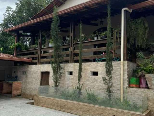 Casa Espetacular à Venda: 03 Quartos e 03 Suítes No Jardim Casa Branca